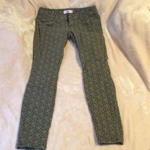 Patterned CAbi Pants